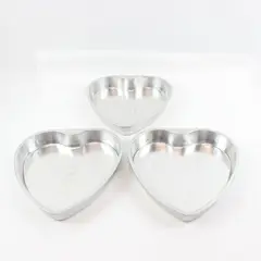 Set of 3 Heart-Shaped Aluminum Cake Pans Nesting 165A HEART USA