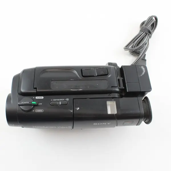 Sony CCD-TR93 Handycam Video8 8mm Camcorder 12x Optical/24x Digital Zoom