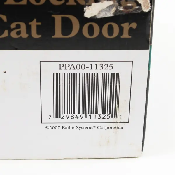 PetSafe 4-Way Locking Cat Door Small Cats Up to 15 lbs Used