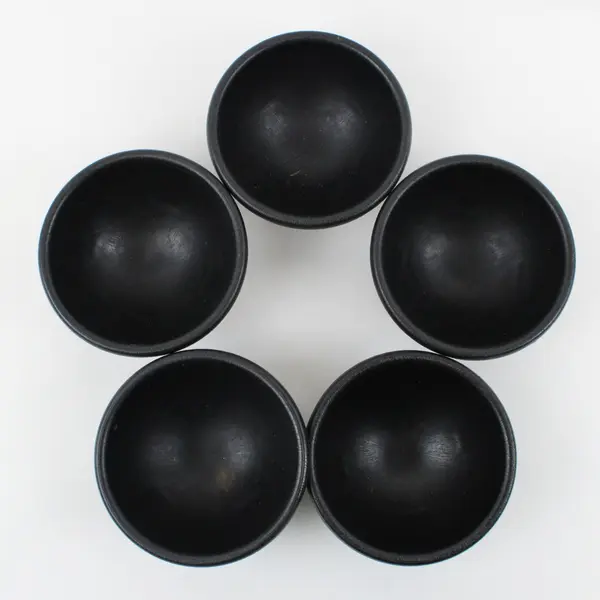 Lot of 5 Black Plastic Witch Cauldrons Halloween Decorations