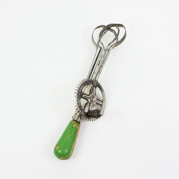 Vintage A&J EKCO Hand Egg Beater Mixer Green Wooden Ball Handle