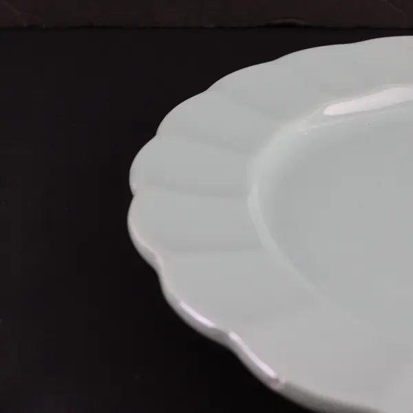 Pioneer Woman Luster Teal 10.5" Scalloped Dinner Plate