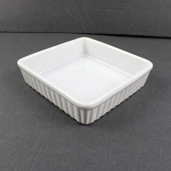 Lillian Vernon Pair White Ribbed Stoneware Square Baking Dishes 6 x 6 in