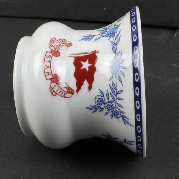 RMS Titanic Inc Titanic White Star Line Reproduction Ceramic Bowl Floral