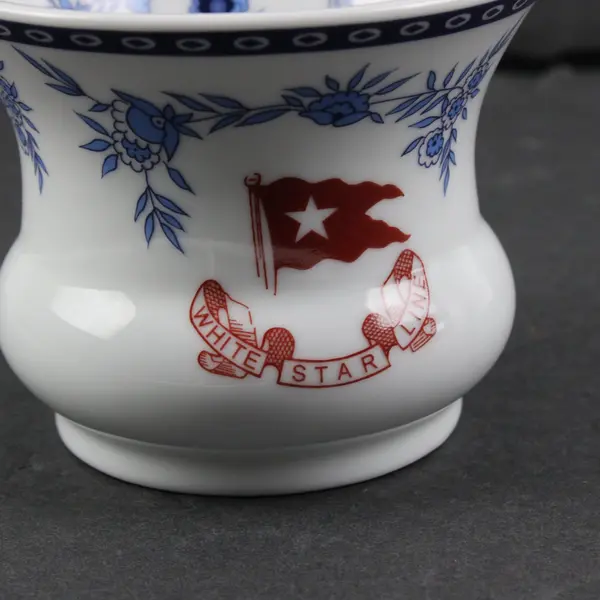 RMS Titanic Inc Titanic White Star Line Reproduction Ceramic Bowl Floral