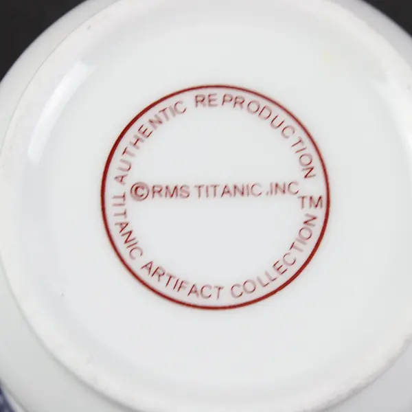 RMS Titanic Inc Titanic White Star Line Reproduction Ceramic Bowl Floral