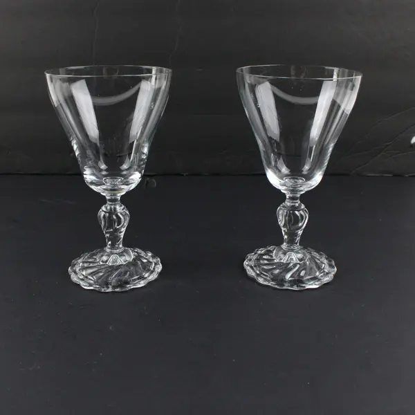 Lot of 2 Decorative Wine Glasses Water Goblets 6.5in Used