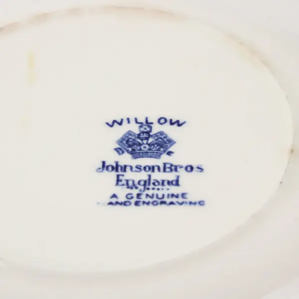 Johnson Brothers Willow Blue 6.5" Cereal Soup Bowl Chipped Rim