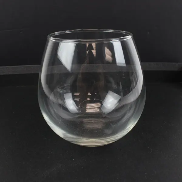 Set of 3 Clear Glass Stemless Wine Glasses Bulbous Shape