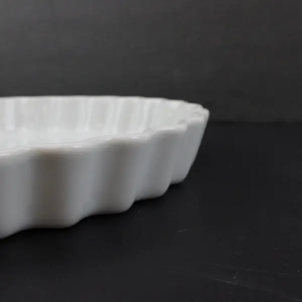 White Ceramic Fluted Quiche Tart Baking Dish 10.5 Inch