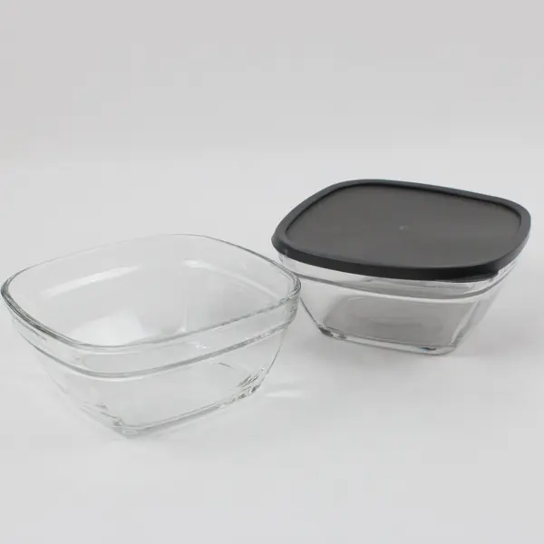 Lot of 2 Clear Glass Food Storage Containers 1 Gray Lid