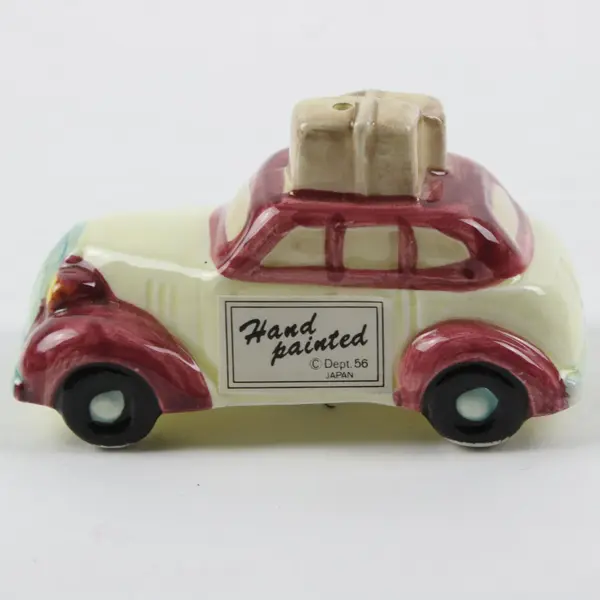 Department 56 Map Station Wagon Salt & Pepper Shaker Set