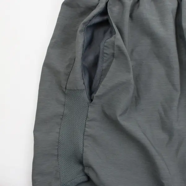 Nike Dri-FIT Men's Large Gray Athletic Running Shorts