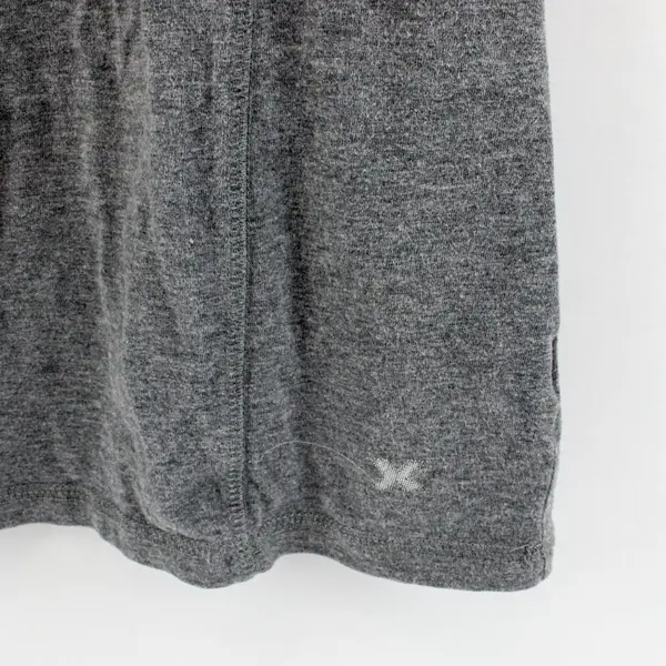Xersion Xtreme Quick-Dri Women's Gray V-Neck Short Sleeve T-Shirt Medium