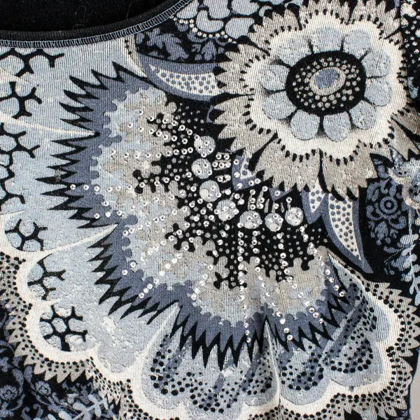 Vanilla Sugar Women's Gem Shirt Medium Black Gray Patterned Stretch