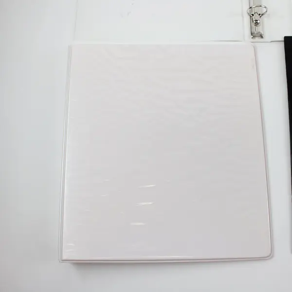 Avery Dennison Lot of 4 1in 3-Ring Binders White Pink/White Dark Green Black