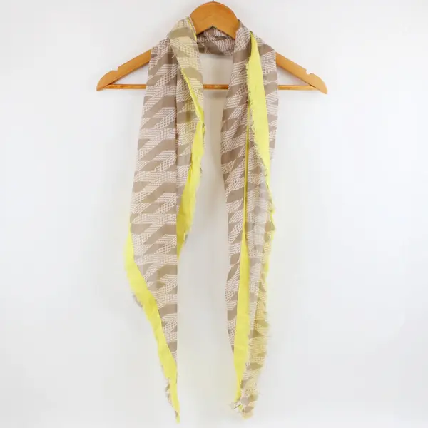 Collection Eighteen Women's Triangle Scarf Yellow Beige Diamond Pattern 68"