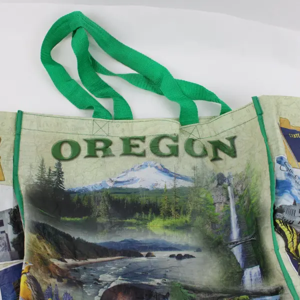Lot of 5 American Destinations Grocery Bags Oregon Wyoming Reusable