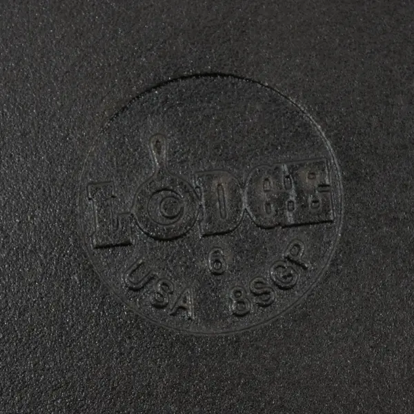 Lodge USA Cast Iron Skillet Fry Pan  8SGP Grill Bottom Square 10.5 Inch NWT