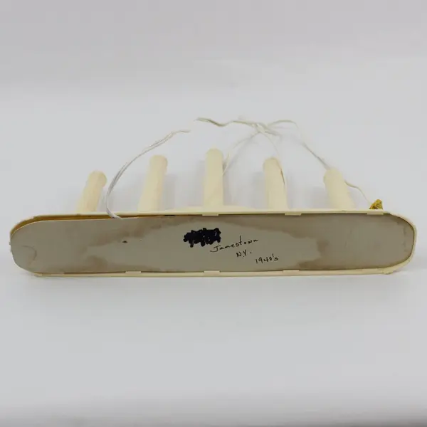 Vintage 5-Light Christmas Electric Candelabra Plastic Drip Holly Pattern