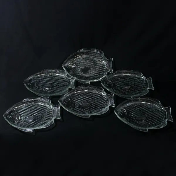 Set of 6 Vintage Fish-Shaped Clear Pressed Glass Snack Plates 11"