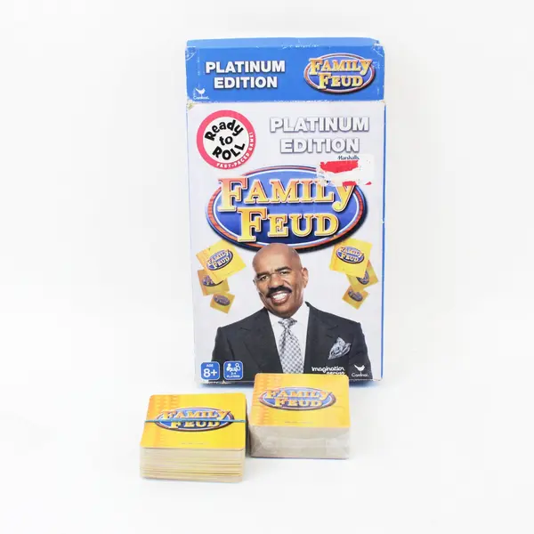 Cardinal Family Feud Platinum Edition Board Game Steve Harvey 2-4 Players
