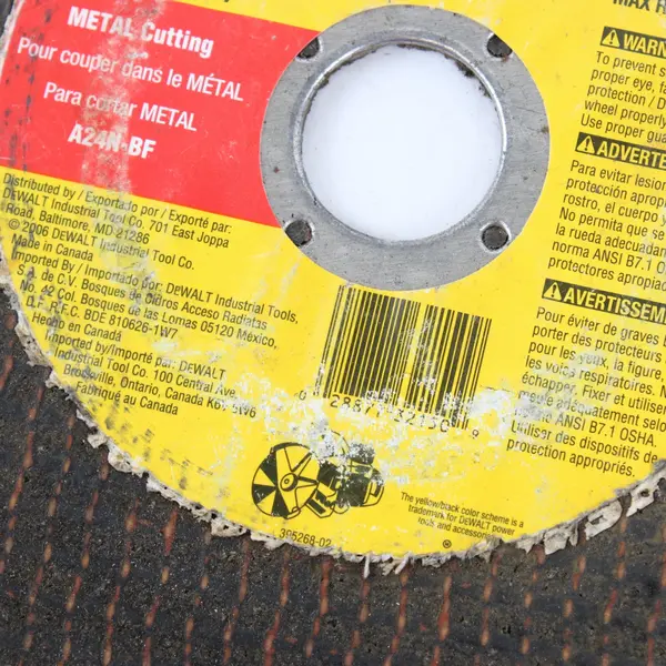 DEWALT DW8022 12in Portable Saw Cut-Off Wheel 1/8in x 1in Used