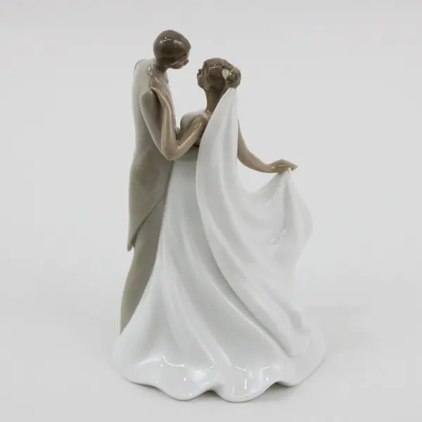 2003 Valencia Collection By Roman Dancing Porcelain Bride & Groom