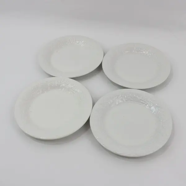 4 Gibson FOUR SEASONS Salad Dessert Plate 7.75" White Embossed Grapes 
