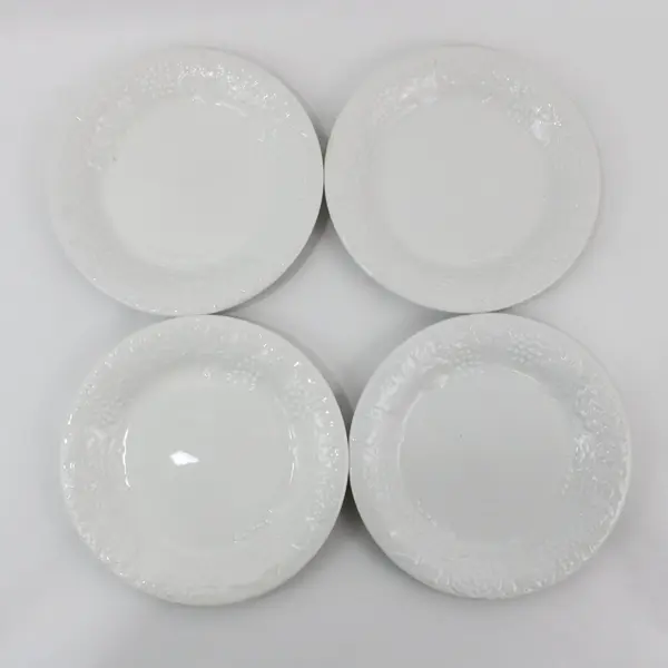4 Gibson FOUR SEASONS Salad Dessert Plate 7.75" White Embossed Grapes 