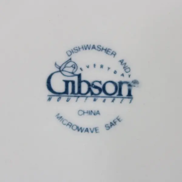 4 Gibson FOUR SEASONS Salad Dessert Plate 7.75" White Embossed Grapes 
