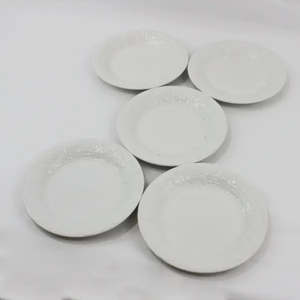 5 Gibson Four Seasons Salad Dessert Plate 7.75" White Embossed Grapes 