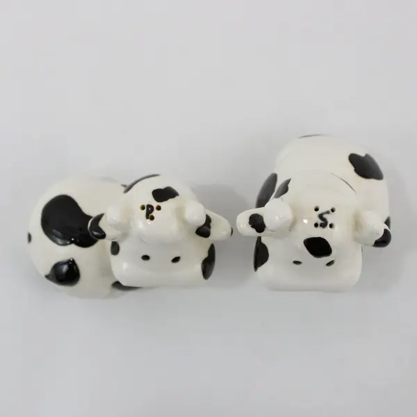 Vintage Ceramic Black And White Cow Salt And Pepper Shakers