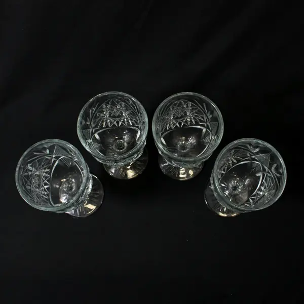 Set of 4 Libbey Glass Hobstar Water Goblets Starburst w Ribbed Stems 7 1/4”