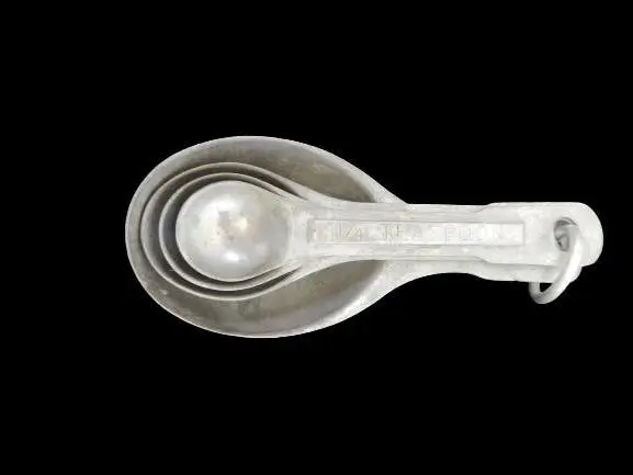 Vintage Aluminum Measuring Spoons Set 4pc Oval Nesting Ring US Standard