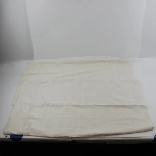 Set of 2 Better Homes & Gardens Standard Pillowcases Off-White Cream