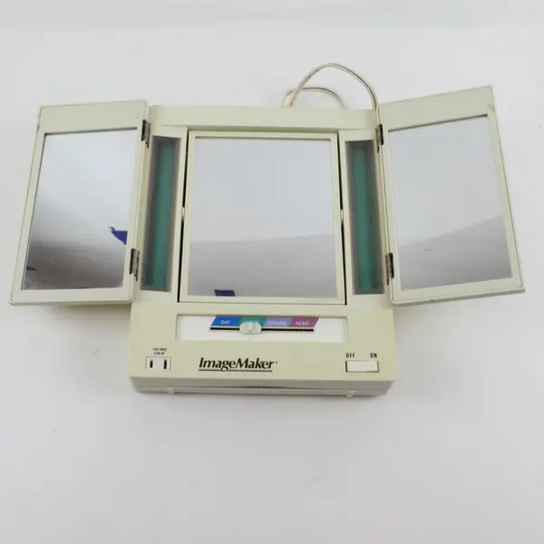 Vintage ImageMaker Lighted Makeup Mirror C.R.H. Int'l Inc. Mod. No. MGL-8-PL