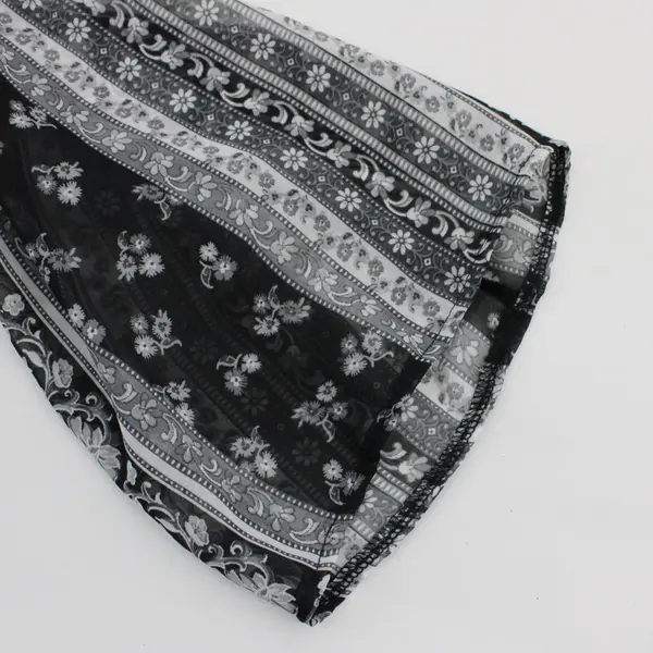 Espresso Women's Small Gray Floral Kimono-Style Top