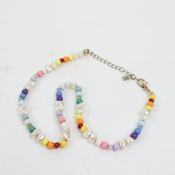 Lot of Assorted Beads Broken Necklaces Jewelry Making Repair Craft