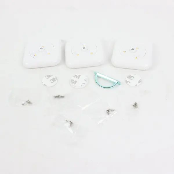 Globe Electric Slim LED Puck Lights 3 Pack Under Cabinet White