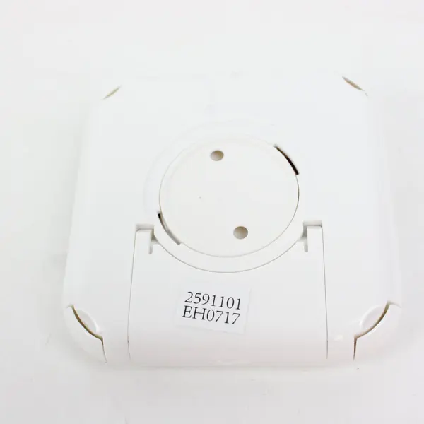 Globe Electric Slim LED Puck Lights 3 Pack Under Cabinet White
