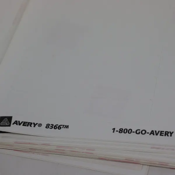 Lot of 3M Photo/Document Mailers 2-Pack & Avery 8366 White Labels