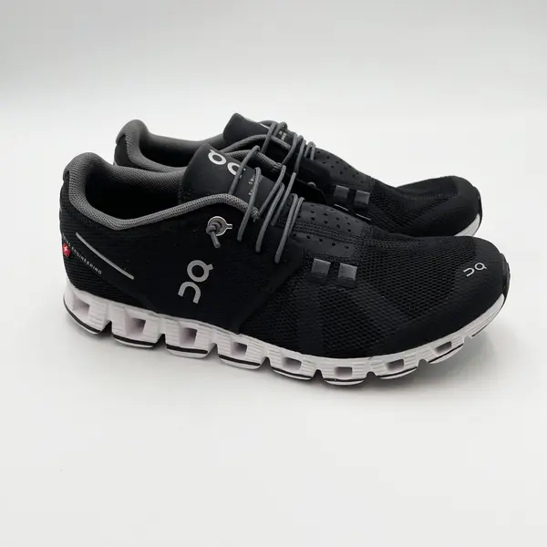 On Cloud Women's Running Shoes Black White US Size 6.5 New in Box