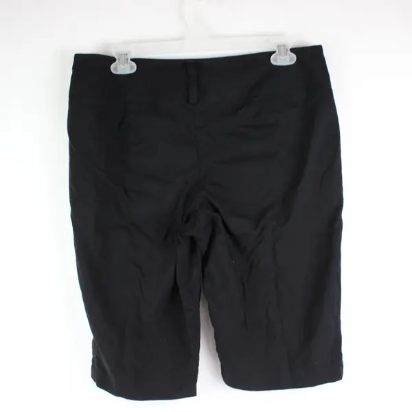 Tracy Evans Women's Black Knee-Length Shorts Size 9 Pre-Owned