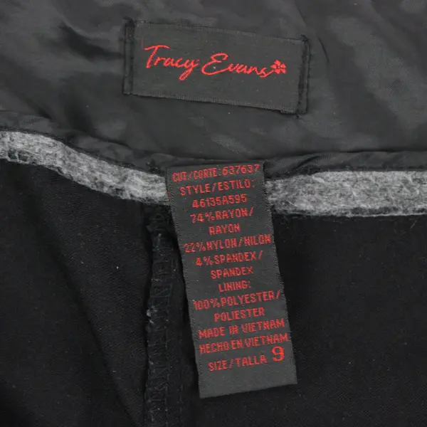 Tracy Evans Women's Black Knee-Length Shorts Size 9 Pre-Owned