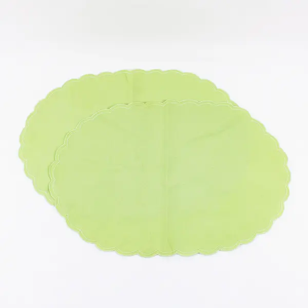 Set of 2 Lime Green Oval Placemats 18.5 x 12.5" Good