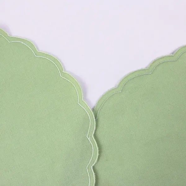 Set of 2 Lime Green Oval Placemats 18.5 x 12.5" Good
