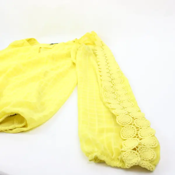 Alyx Women's Yellow Long Sleeve Keyhole Eyelet Floral Sleeve Detail Top Size S