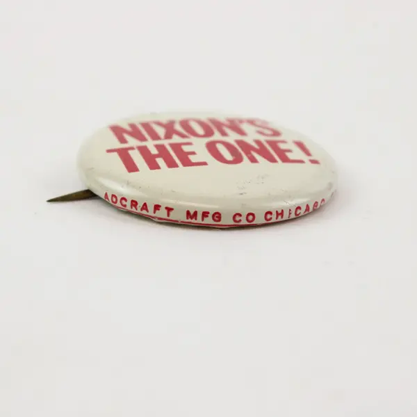 1968 Richard Nixon Nixon's The One! Adcraft Mfg Co Chicago Campaign Button