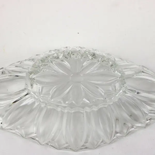 Vintage Clear Pressed Glass Dish Starburst Pattern Scalloped Edge 10in